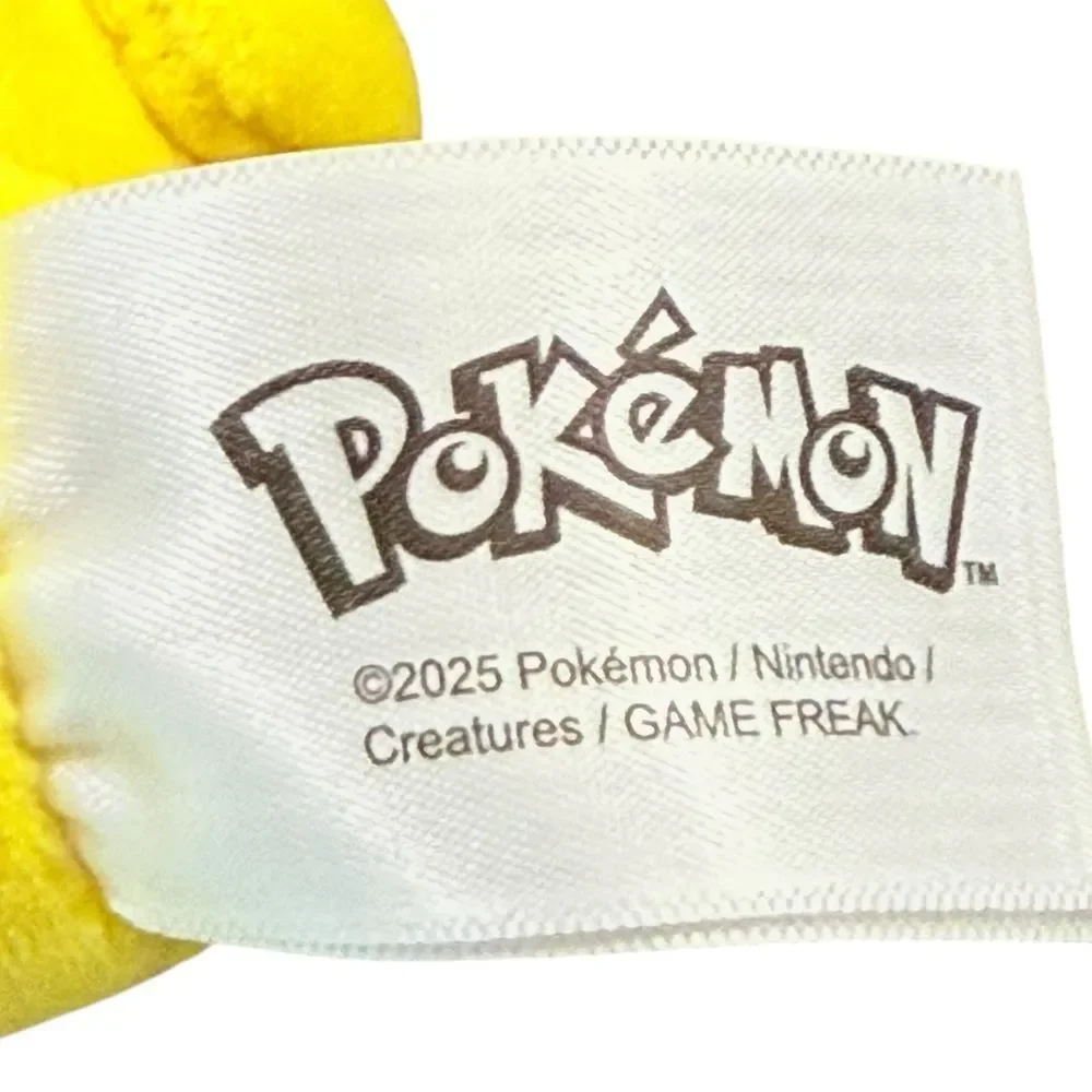 Jazwares Pokemon Pikachu Plush Backpack Keychain Kids Accessories.